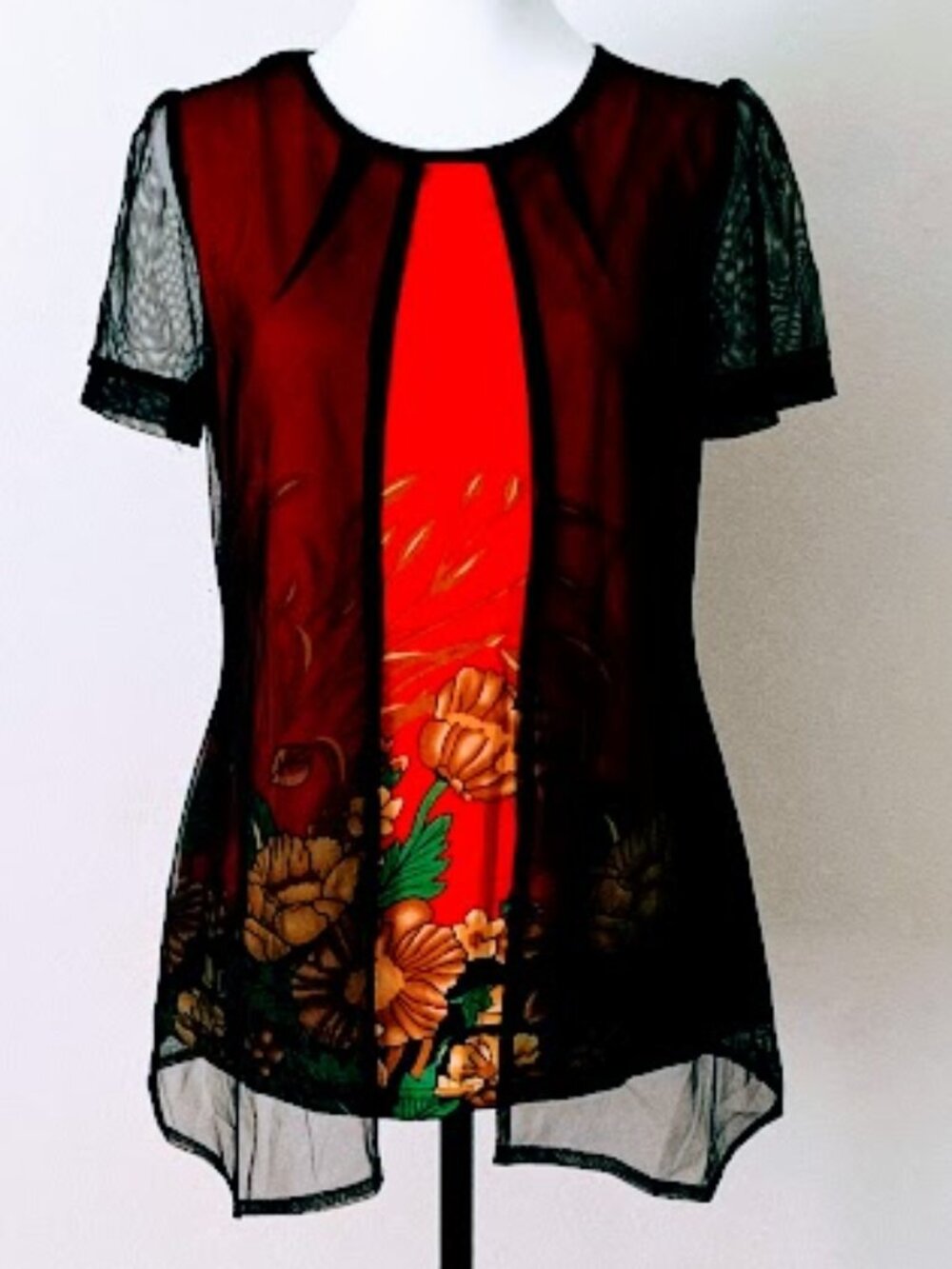#96970 short-sleeved top features a classic Chinese style